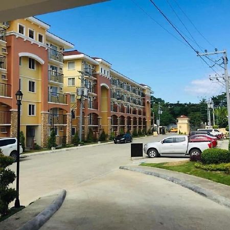 Spacious 1 Bedroom At Arezzo Place Davao With Pool,Wifi And Netflix Dış mekan fotoğraf