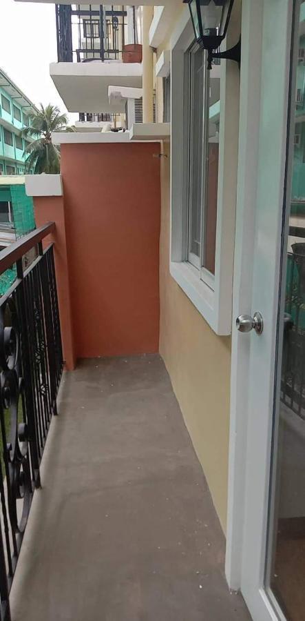 Spacious 1 Bedroom At Arezzo Place Davao With Pool,Wifi And Netflix Dış mekan fotoğraf